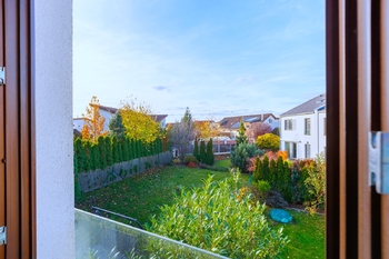 Prodej domu 240 m², Praha 9 - Hostavice