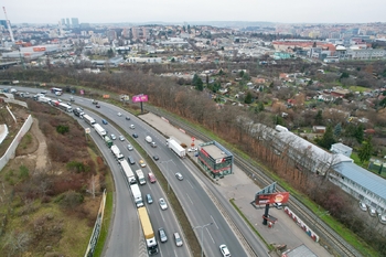 Pronájem obchodních prostor 344 m², Praha 10 - Záběhlice