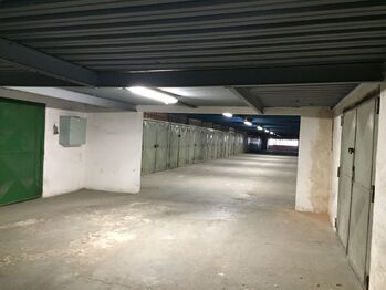 Pronájem garáže 2247 m², Kladno