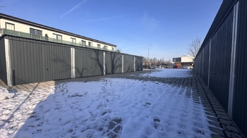 Pronájem garáže, Milovice