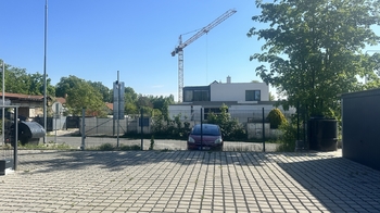 Pronájem garáže, Milovice