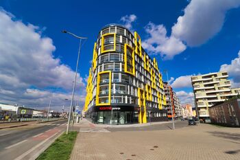 Bytový dům - Prodej bytu 1+kk v osobním vlastnictví 36 m², Praha 9 - Libeň 
