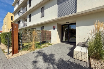 Prodej bytu 2+kk v osobním vlastnictví 55 m², Praha 4 - Hodkovičky