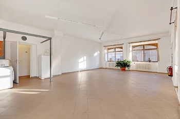 Prodej restaurace 324 m², Zbiroh