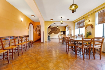 Prodej restaurace 324 m², Zbiroh