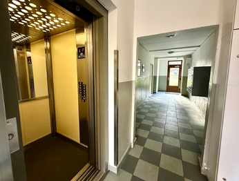 Prodej bytu 4+kk v osobním vlastnictví 68 m², Praha 4 - Krč