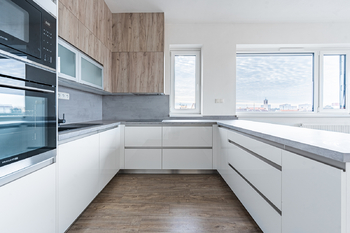 Kuchyňský kout - Pronájem bytu 3+kk v osobním vlastnictví 152 m², České Budějovice