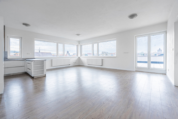 Obývák - Pronájem bytu 3+kk v osobním vlastnictví 152 m², České Budějovice