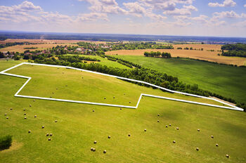 Prodej pozemku 46475 m², Jeníkovice