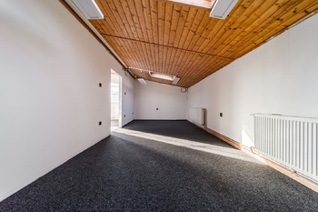Prodej obchodních prostor 170 m², Dětmarovice