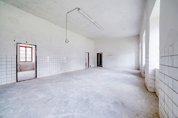 Prodej obchodních prostor 660 m², Plzeň