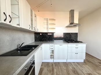 Prodej bytu 2+1 v družstevním vlastnictví 62 m², Jirkov