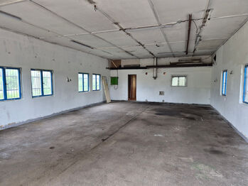 Pronájem obchodních prostor 80 m², Beroun