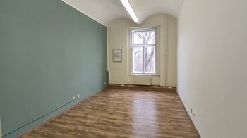 Pronájem kancelářských prostor 23 m², Praha 5 - Smíchov