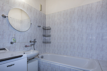 Prodej bytu 3+1 v osobním vlastnictví 63 m², Praha 4 - Nusle