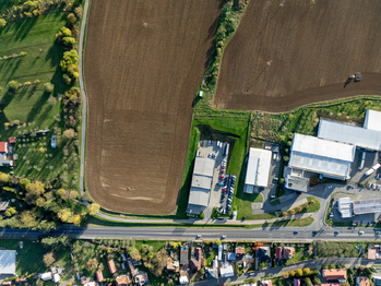 Prodej pozemku 3600 m², Lípa