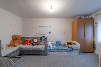 Prodej domu 190 m², Svébohov