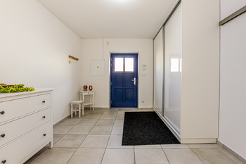 Vstupní chodba - Prodej chaty / chalupy 200 m², Borovany