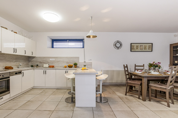 Kuchyně - Prodej chaty / chalupy 200 m², Borovany