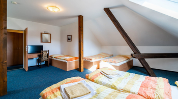 Prodej apartmánu 818 m², Karolinka