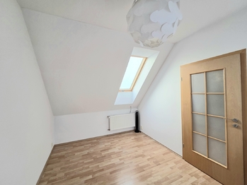 Prodej bytu 2+kk v osobním vlastnictví 45 m², Jesenice