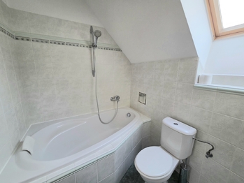 Prodej bytu 2+kk v osobním vlastnictví 45 m², Jesenice