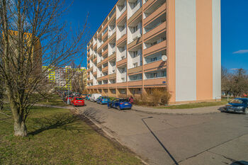 Prodej bytu 1+kk v osobním vlastnictví 34 m², Kladno
