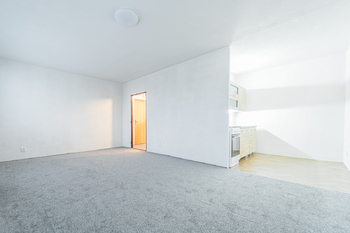 Prodej bytu 1+kk v osobním vlastnictví 34 m², Kladno