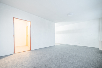 Prodej bytu 1+kk v osobním vlastnictví 34 m², Kladno