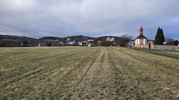 Prodej pozemku 1556 m², Valeč
