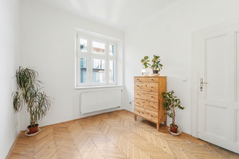 Prodej bytu 3+1 v osobním vlastnictví 99 m², Praha 5 - Smíchov