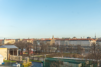 Prodej bytu 3+1 v osobním vlastnictví 99 m², Praha 5 - Smíchov