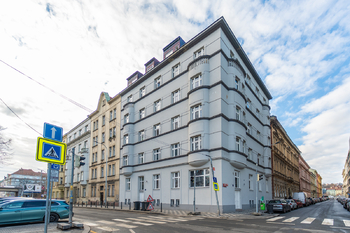 Prodej bytu 3+1 v osobním vlastnictví 99 m², Praha 5 - Smíchov