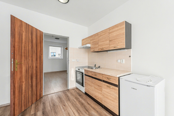 Pronájem bytu 1+kk v osobním vlastnictví 29 m², Škvorec