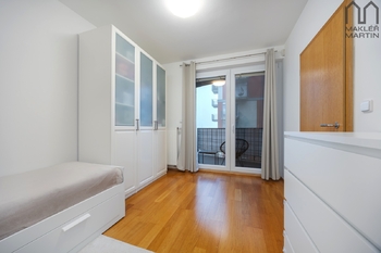 Prodej bytu 3+kk v osobním vlastnictví 80 m², Praha 5 - Zličín