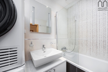 Prodej bytu 3+kk v osobním vlastnictví 80 m², Praha 5 - Zličín