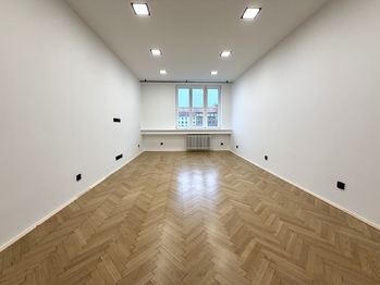 Pronájem bytu 3+kk v osobním vlastnictví 92 m², Praha 3 - Vinohrady
