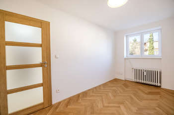 Ložnice - Pronájem bytu 3+1 v osobním vlastnictví 55 m², Praha 6 - Dejvice