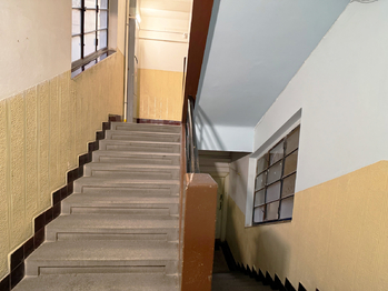 Prodej bytu 1+1 v osobním vlastnictví 55 m², Praha 7 - Holešovice