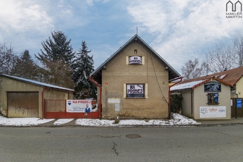 Prodej pozemku 2352 m², Jesenice