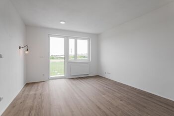 Pronájem bytu 1+kk v osobním vlastnictví 35 m², Praha 5 - Sobín