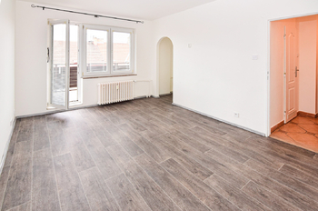 Prodej bytu 1+1 v osobním vlastnictví 43 m², Praha 10 - Strašnice