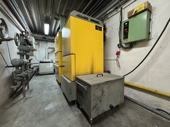 Pronájem výrobních prostor 2322 m², Věžky