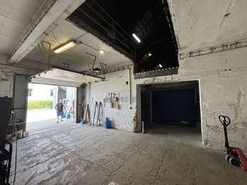 Pronájem výrobních prostor 2322 m², Věžky