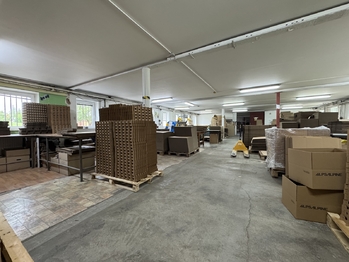 Pronájem výrobních prostor 2322 m², Věžky