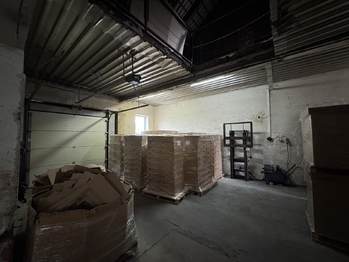 Pronájem výrobních prostor 2322 m², Věžky