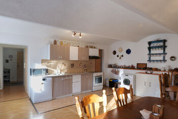 Čp. 13 - kuchyně - Prodej zemědělského objektu 251 m², Staré Sedlo