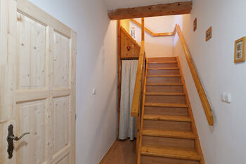 Čp. 13 - předsíň - Prodej zemědělského objektu 251 m², Staré Sedlo