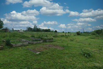 Výhled z kuchyně čp. 1 - Prodej zemědělského objektu 251 m², Staré Sedlo