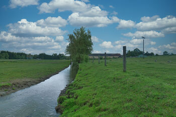 Potok na vlastním pozemku - Prodej zemědělského objektu 251 m², Staré Sedlo